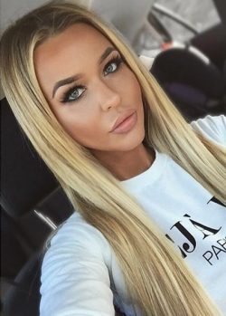 Тольятти, обаятельная и роскошная девушка ищу мужчину доя секса на своей террритории Тольятти, обаятельная и роскошная девушка ищу мужчину доя секса на своей террритории