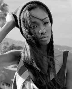 Красивая девушка из Твери познакомится с мужчиной для интимных встреч Красивая девушка из Твери познакомится с мужчиной для интимных встреч