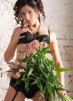 Женщина, познакомлюсь с мужчиной на одну ночь Женщина, познакомлюсь с мужчиной на одну ночь